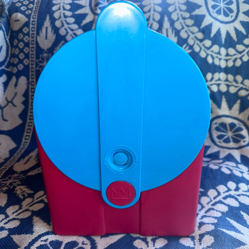 Vintage 1987 Igloo Little Playmate II Picnic Cooler Crown Corning Red Aqua - Picture 3 of 7